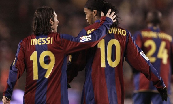  门兴格拉德巴赫更衣室矛盾曝光，主力球员遭停赛  