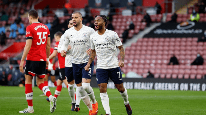  门兴格拉德巴赫防线固若金汤，连续三场零封  